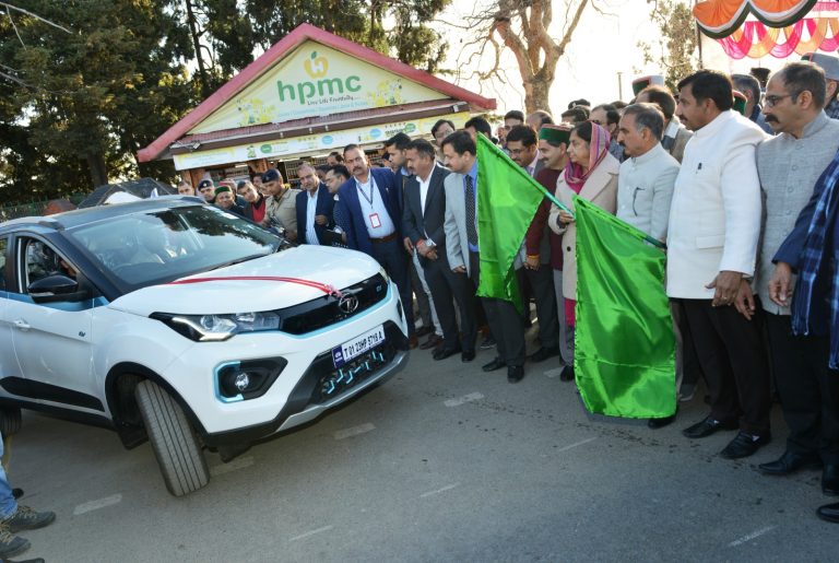 परिवहन विभाग पूर्ण रूप से विद्युत वाहन उपयोग करने वाला देश का पहला सरकारी विभाग बना