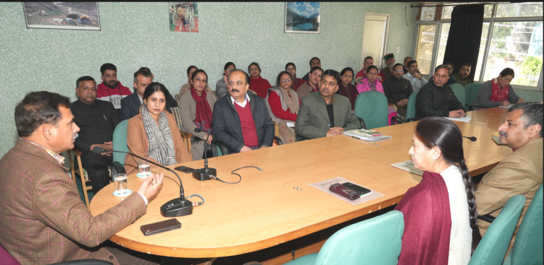 जन कल्याणकारी योजनाओं के प्रभावी प्रचार-प्रसार में नवीनतम माध्यमों का करें प्रयोग: संजय अवस्थी