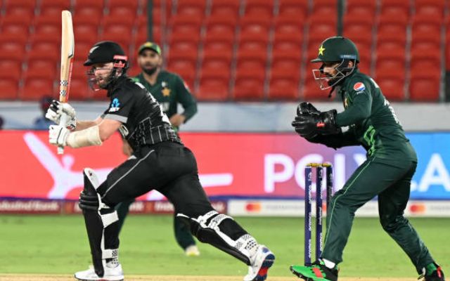 वर्ल्ड कप 2023 में पाकिस्तान की शर्मनाक शुरुआत, 345 रन बनाने के बावजूद मिली न्यूजीलैंड से हार