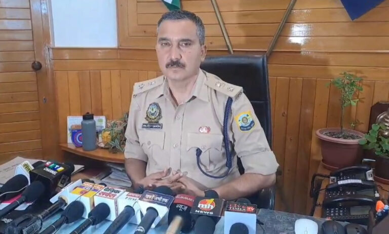 सेब व्यापारी कर रहा था नशे का कारोबार, शिमला पुलिस ने बड़े ड्रग्स रैकेट का किया भंडाफोड़