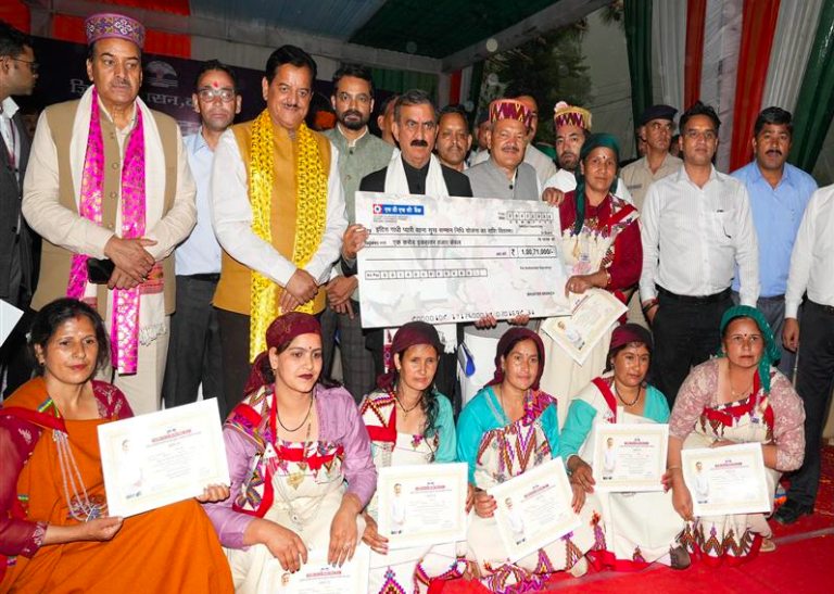 मुख्यमंत्री ने इंदिरा गांधी प्यारी बहना सुख सम्मान निधि की 2238 लाभार्थियों को एक करोड़ 71 हजार की सम्मान राशि जारी की…