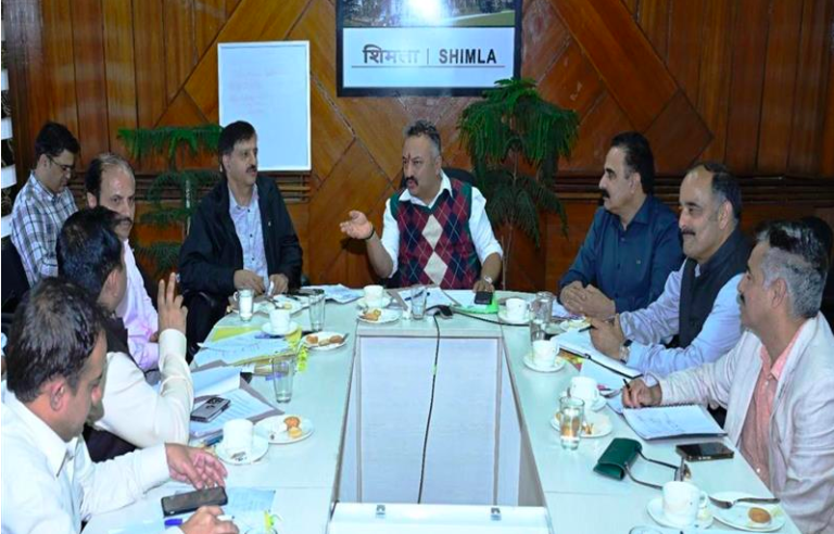 रोहित ठाकुर ने शिक्षा विभाग व शिक्षा बोर्ड अधिकारियों के साथ की समीक्षा बैठक…